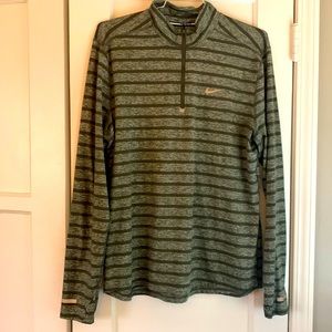 Men’s Nike Running 1/4 zip pullover XL great Condition
